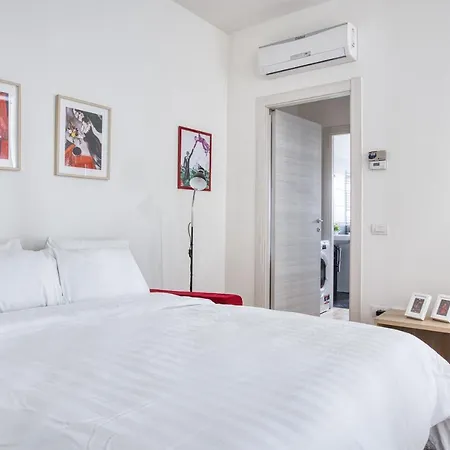 Joivy Lovely Flat With Balcony Apartment