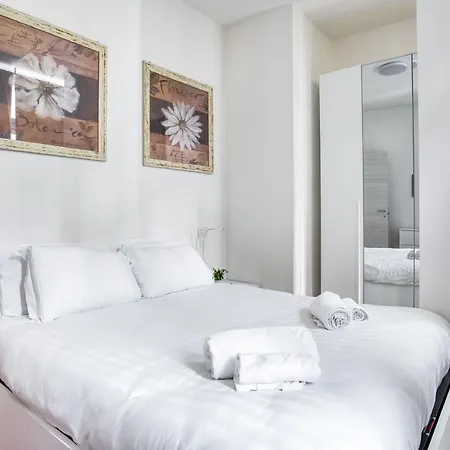 Joivy Lovely Flat With Balcony Apartment Milan