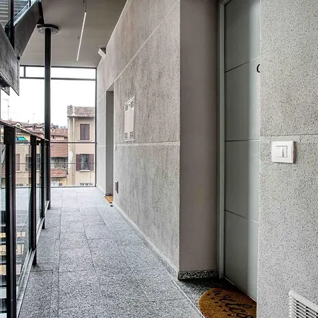 Joivy Lovely Flat With Balcony * Milan